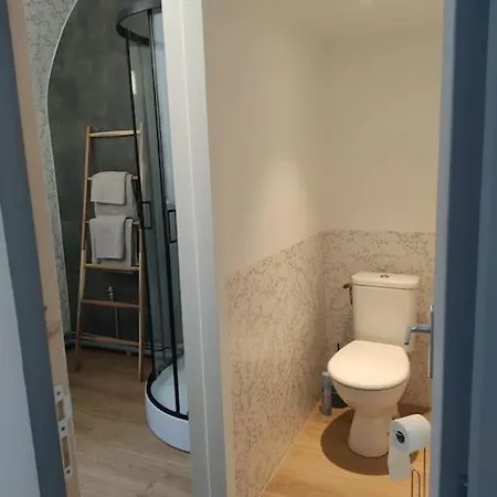 Appartement Avec Parking Prive Saumur Exterior foto